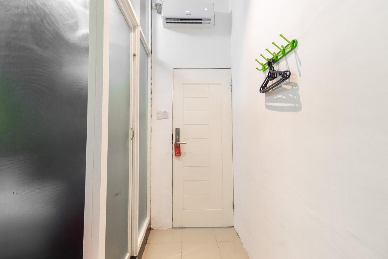 Reddoorz Near Sun Plaza Medan 2 Hotel Buitenkant foto
