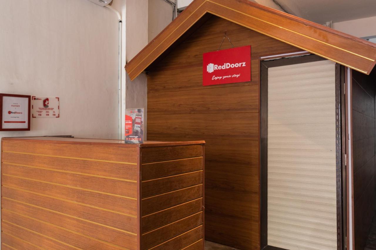 Reddoorz Near Sun Plaza Medan 2 Hotel Buitenkant foto