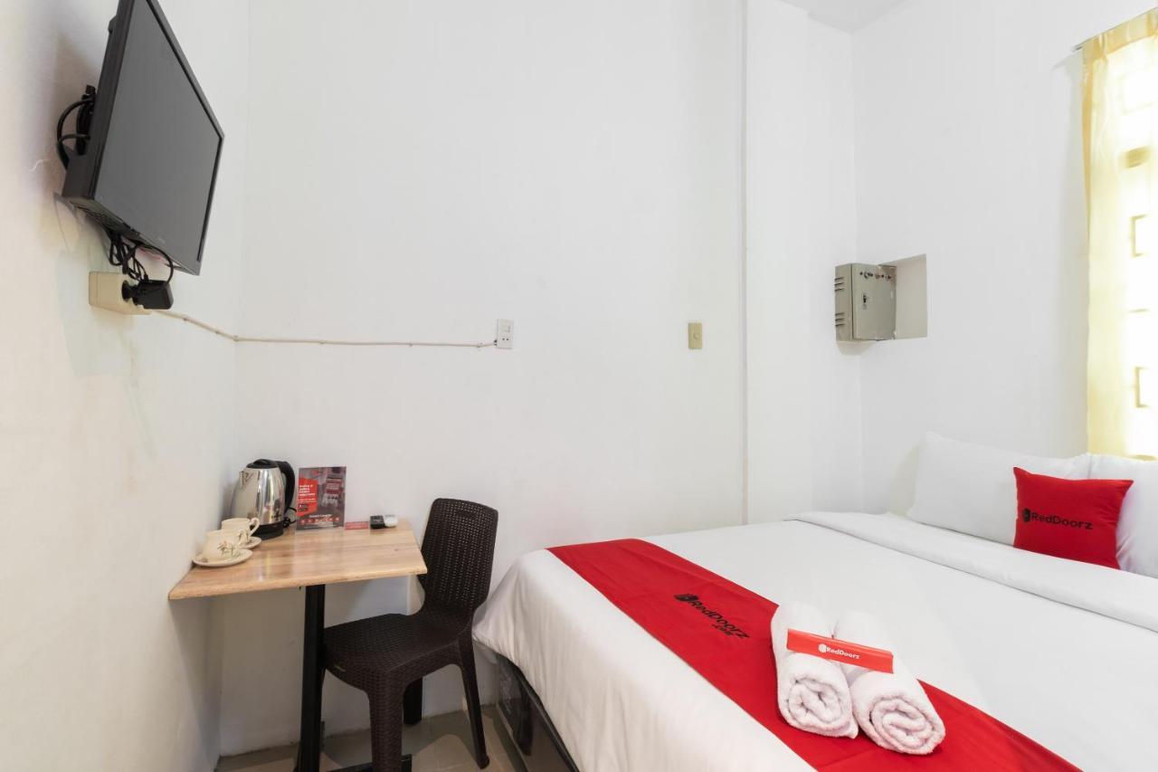 Reddoorz Near Sun Plaza Medan 2 Hotel Buitenkant foto